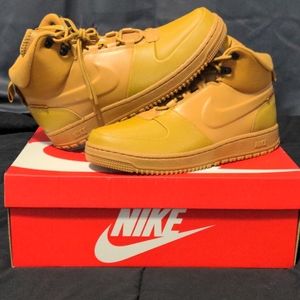 Nike Path WNTR Size 11 Men's Brand New!!!